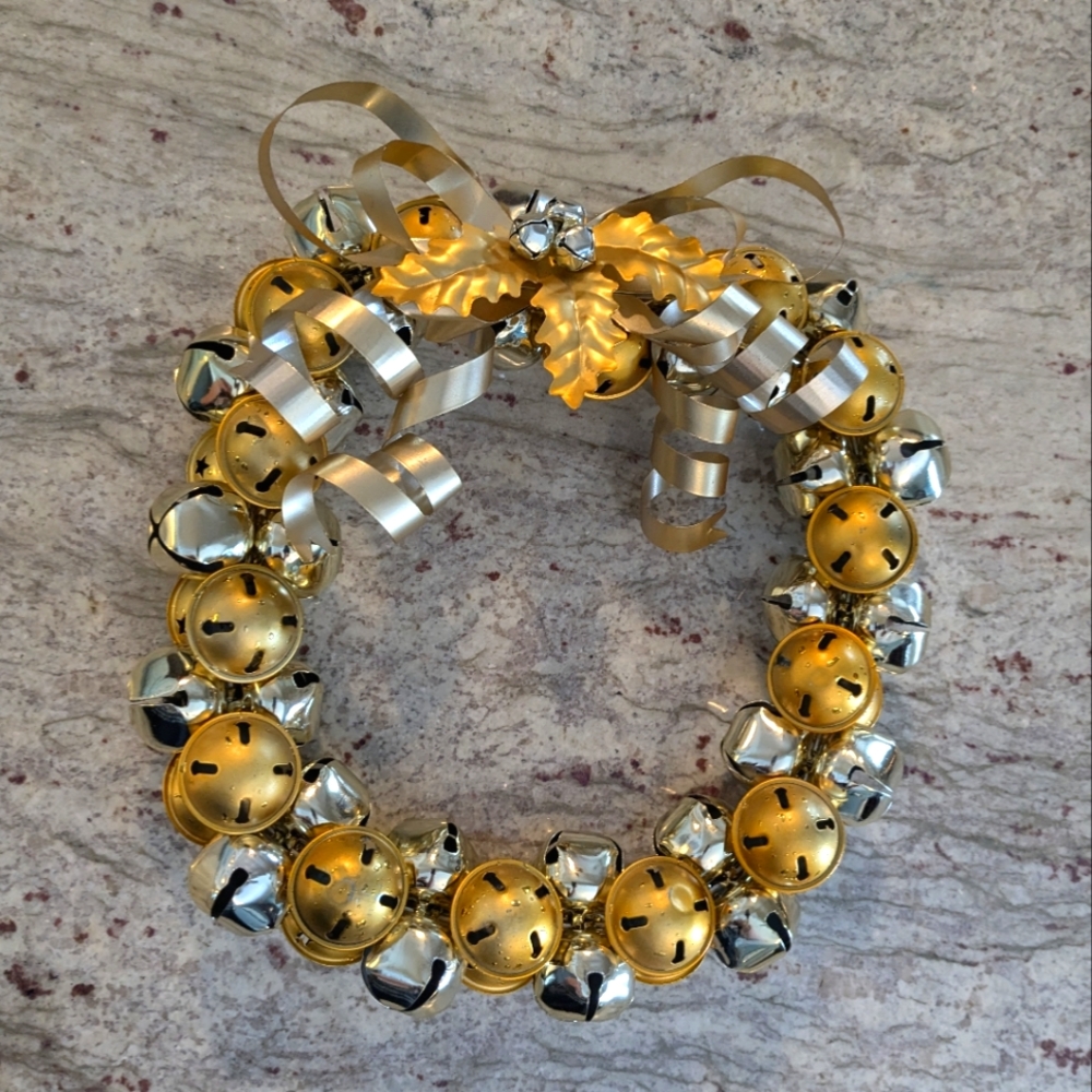 Wreath Of Sleigh Jingle Bells Silver & Gold Color 12" Round Holiday Metal EUC